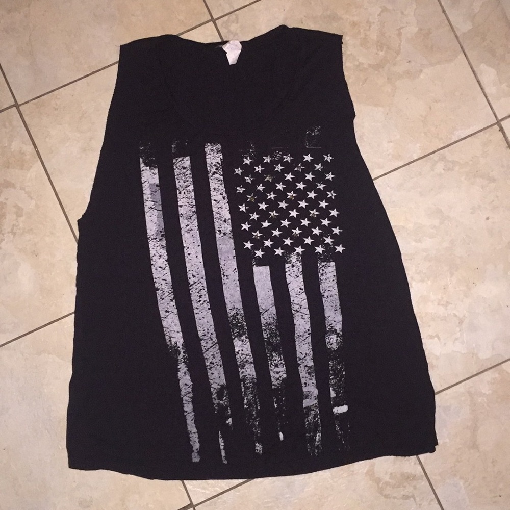 Scoop neck stretchy flag tank top
